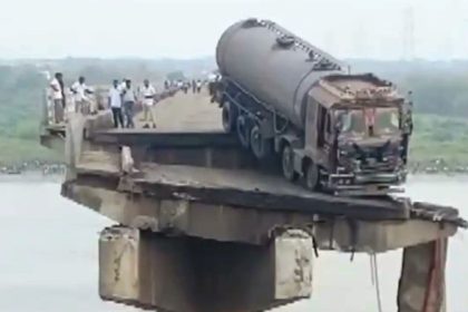 Gujarat bridge collapse