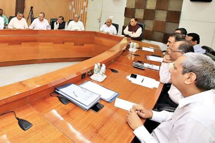 Gujarat ministers resign