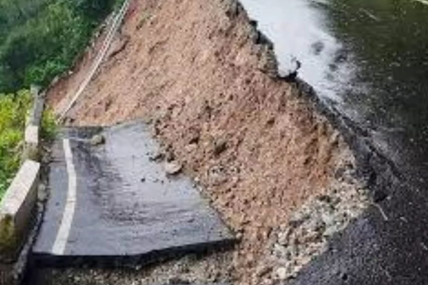 darjeeling landslides: