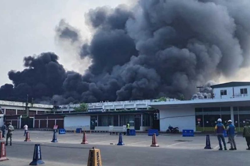 fire at Dhaka International Airport