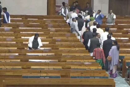 opposition walks out