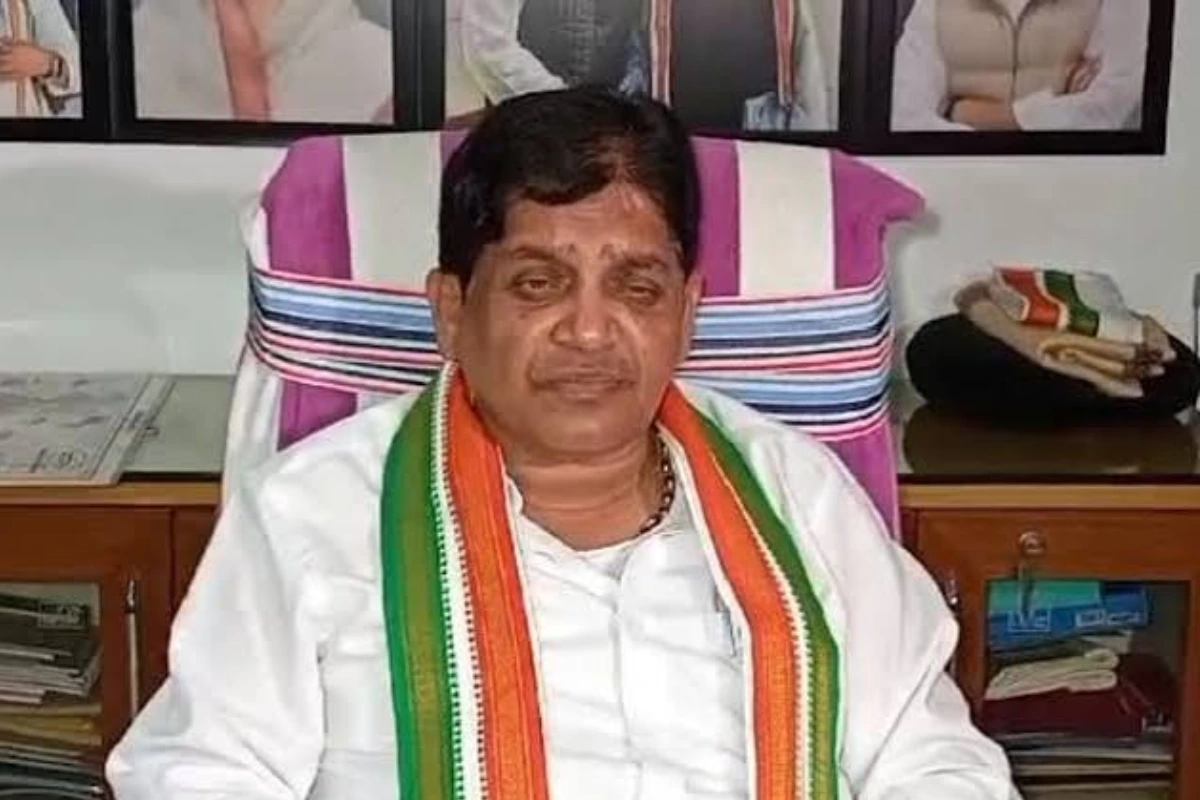 Dr. Shiv Dahariya